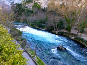The River Sorgue, Fontaine de Vaucluse, Luberon, Provence