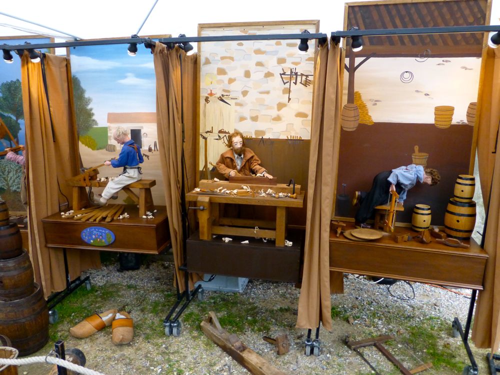 Provencal puppets making wine barrels near Cadanet, Provence, France