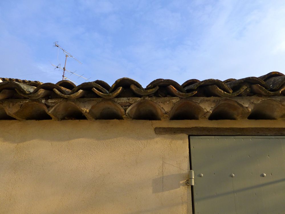 Clay tile Provencal roof
