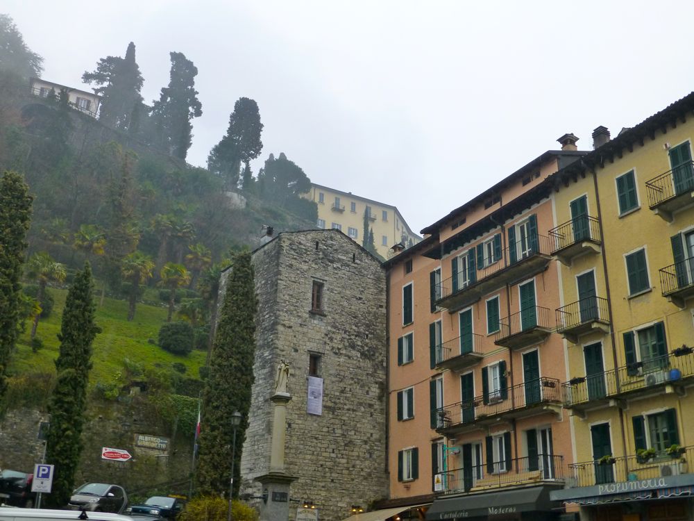 Piazza in Bellagio, Lake Como in the rain