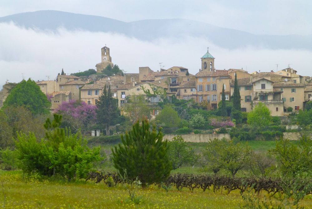 Lourmarin, Luberon, Provence after April rain