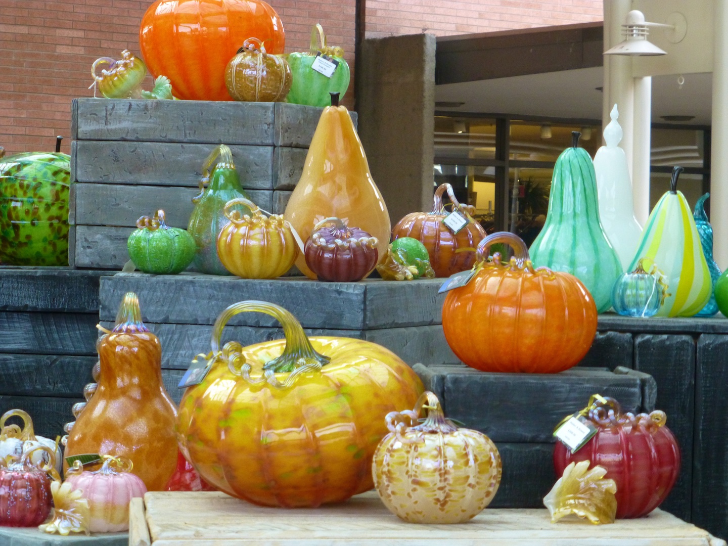 The Glass Pumpkins in Stanford Mall, California