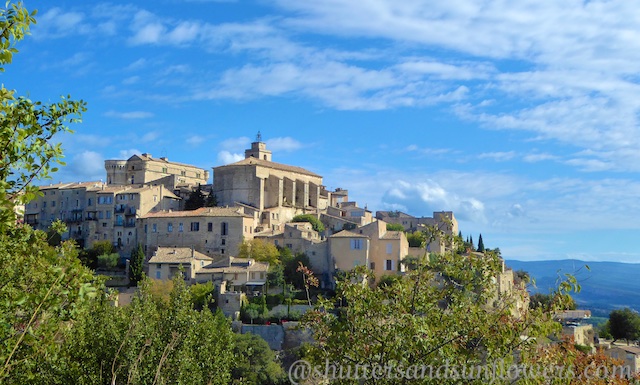 Gordes in the Luberon Valley, Vaucluse, Provence, France