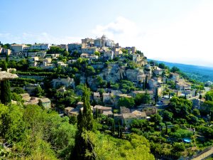 Gordes, Luberon, Vaucluse, Provence - Lourmarin Travel Guide