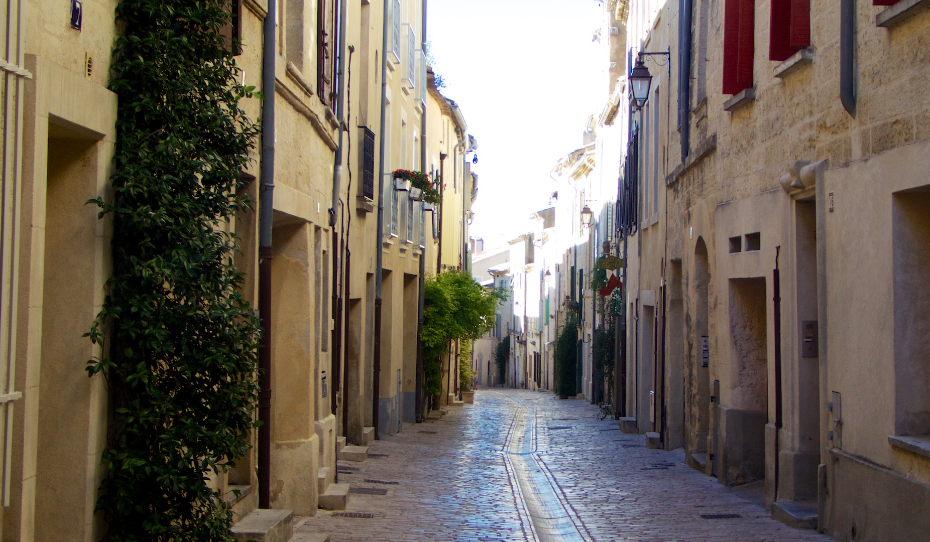 Rue du Grande Bougarde, Uzes, Langudeoc Roussillon, France