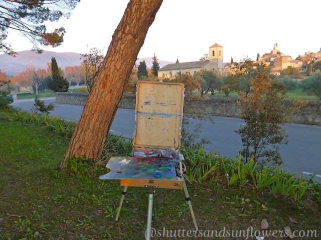 Artists by the Lourmarin Chateau, Luberon Valley, Vaucluse, Provence, France
