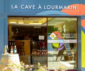 Lourmarin activities, wine tasting