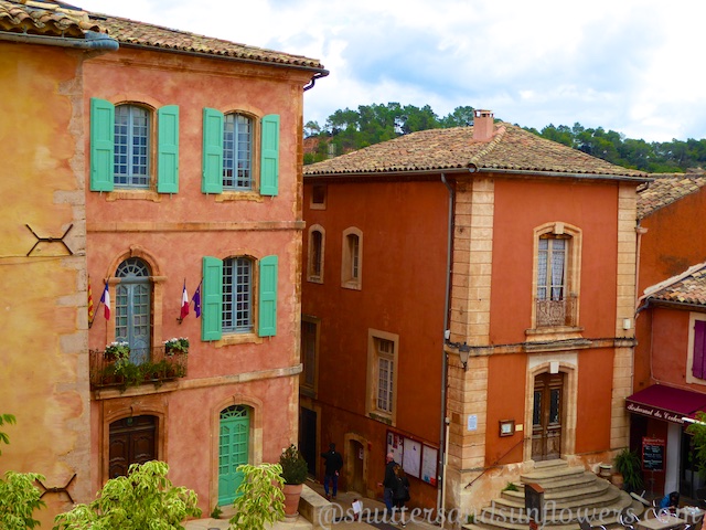 Marie in Roussillon, ochre buildings in Roussilon, Luberon perched village,Vaucluse,Provence