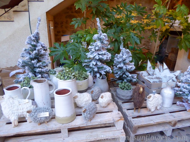 Christmas display in Lourmarin