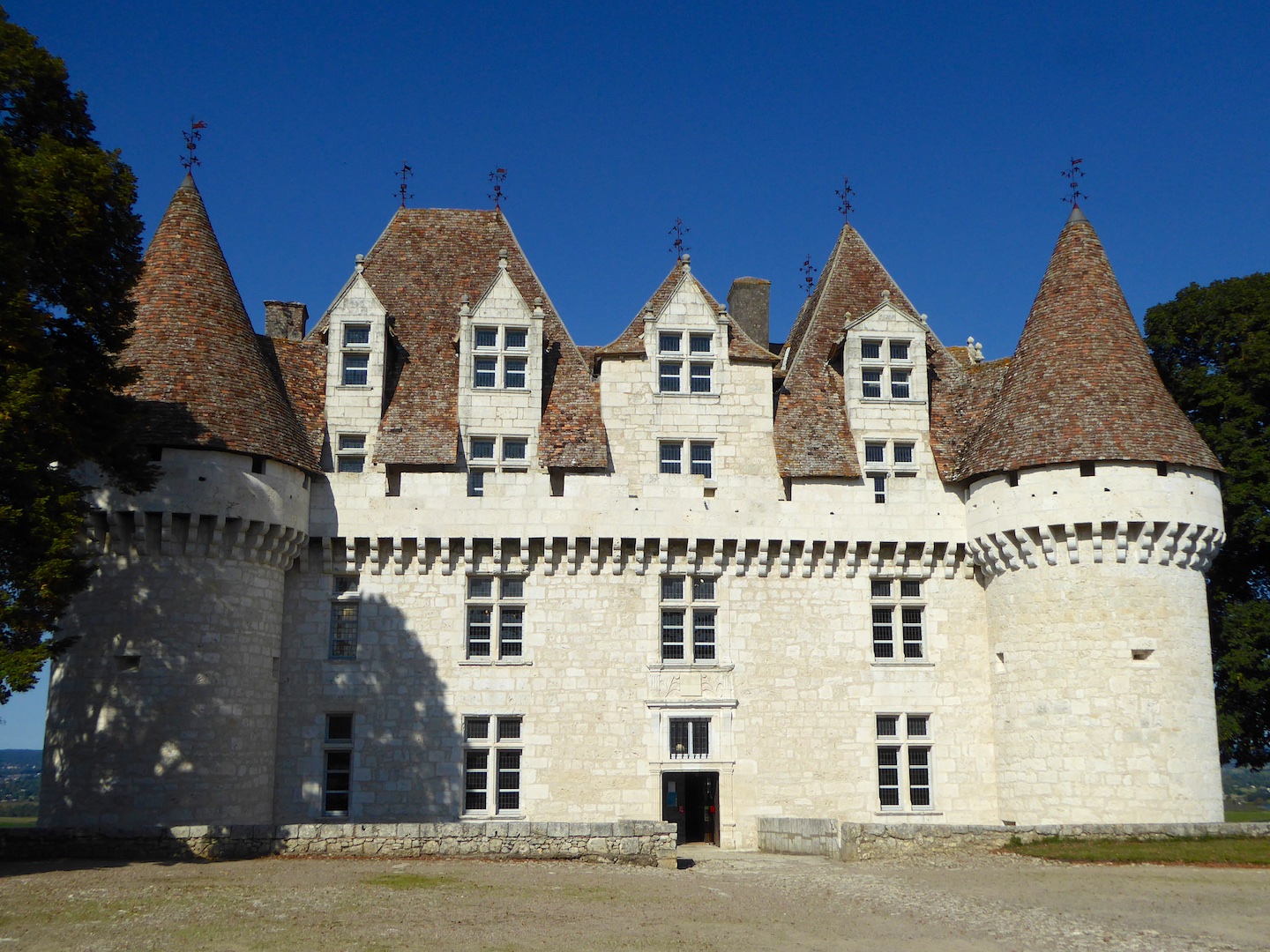 Chateau of Monbazillac, near Bergerac, Perigord, France