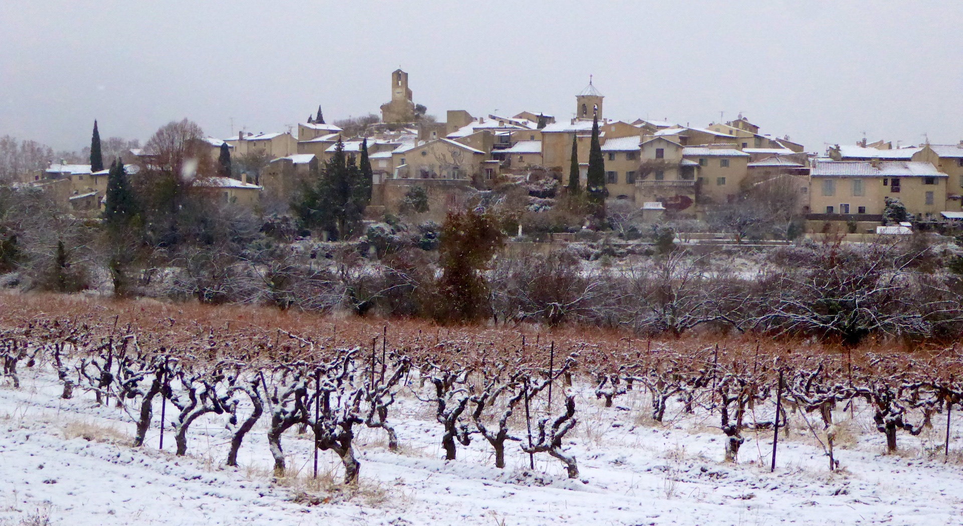 Snow for Christmas in Lourmarin, Luberon, Vaucluse, Provence