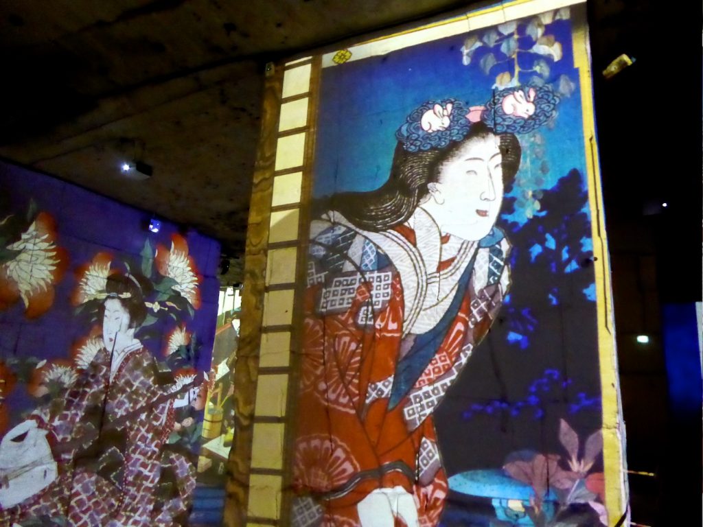 Dreamed Japan Images of the Floating World at Carrières de Lumières 2019 Van Gogh, La Nuit étoilée 