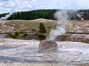 Beehive Geyser, Upper Basin, Yellowstone National Park, USA