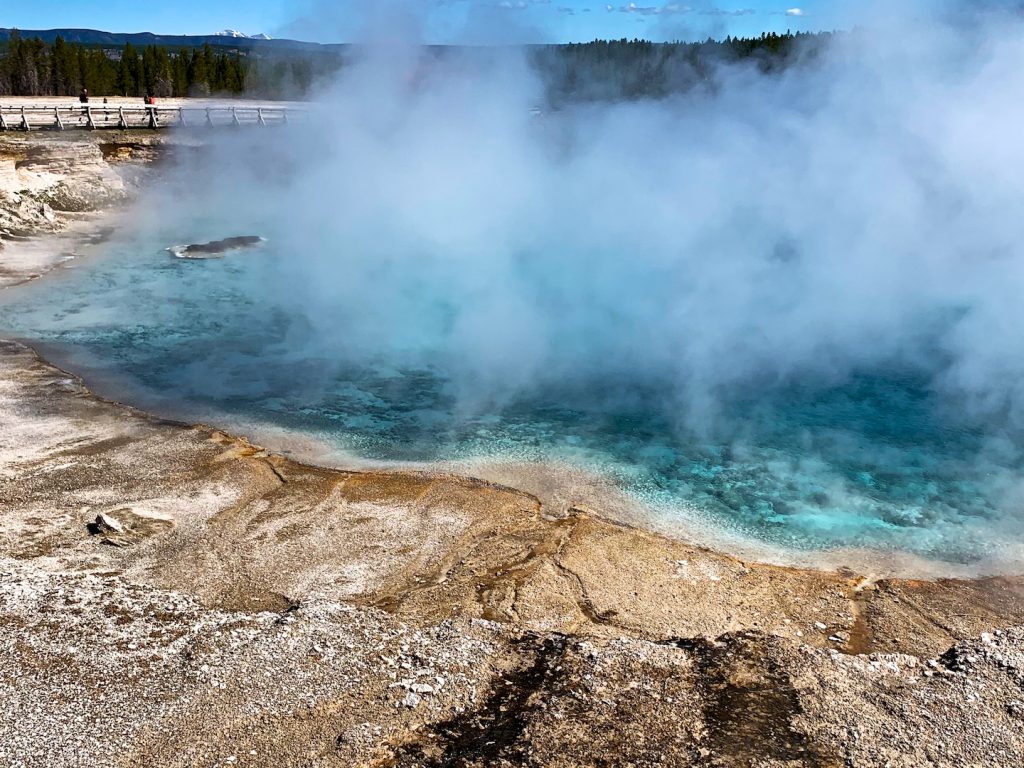 Day 8 Of Our American Road Trip ~ Yellowstone's Midway Geyser Basin 