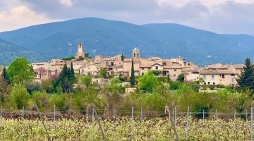 View of Lourmarin Village, Luberon, Vaucluse, Provence, France