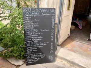 Menu at Bistrot les Pieds dans L'Eau, St-Remy-de-Provence, Bouches-du-Rhône, France