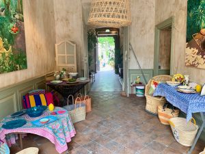 Shop at Bistrot les Pieds dans L'Eau, St-Remy-de-Provence, Bouches-du-Rhône, France