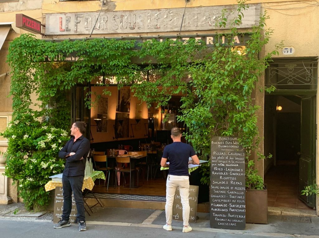The front of Le Four Sous le Platane restaurant, Aix-en-Provence, Bouches-du-Rhône, France