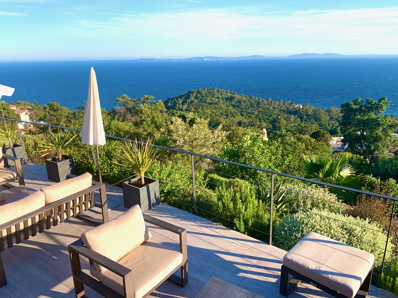 Views of the Mediterranean at Hôtel la Villa Duce