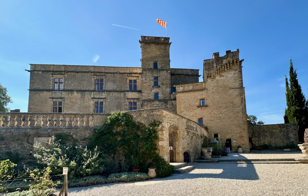 Lourmarin, Luberon, Vaucluse, Provence, France