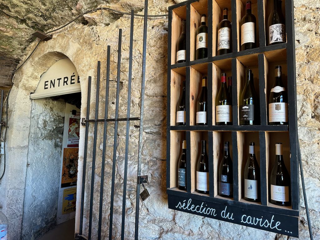 Entrée Les Cave, Lourmarin Luberon, Vaucluse, Provence, France