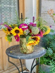 Flowers outside a house in Restaurant in Cucuron, Luberon, Vaucluse, Provence, France