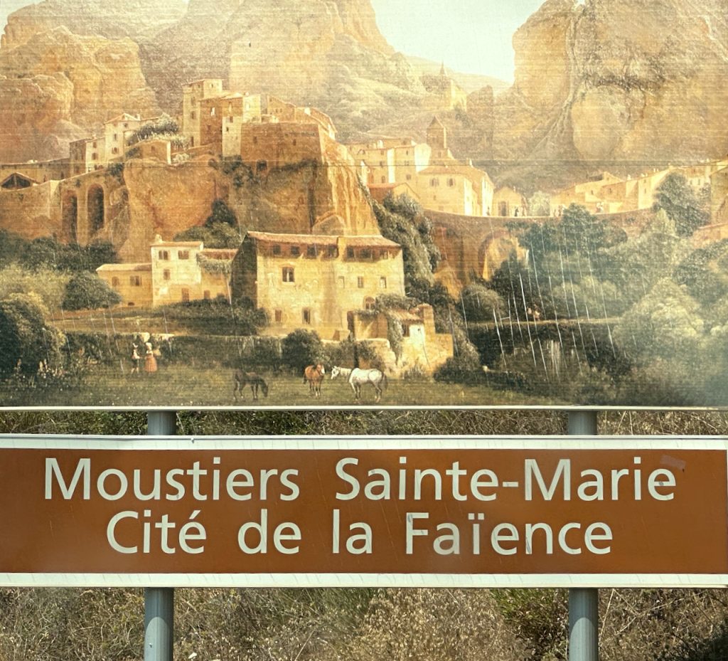 Moustiers-Sainte-Marie, Provence, France