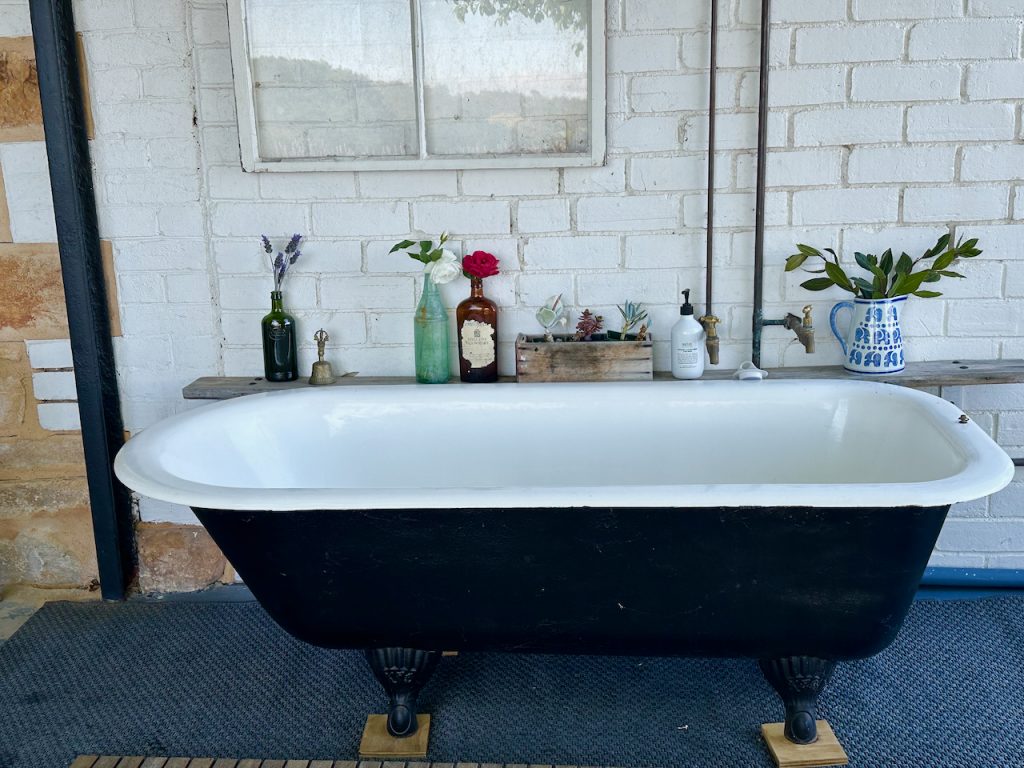 the bath at our Adelaide Hills night stop