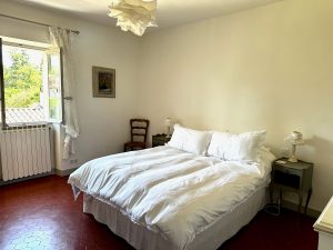 Master bedroom suite in our Lourmarin village house for rent