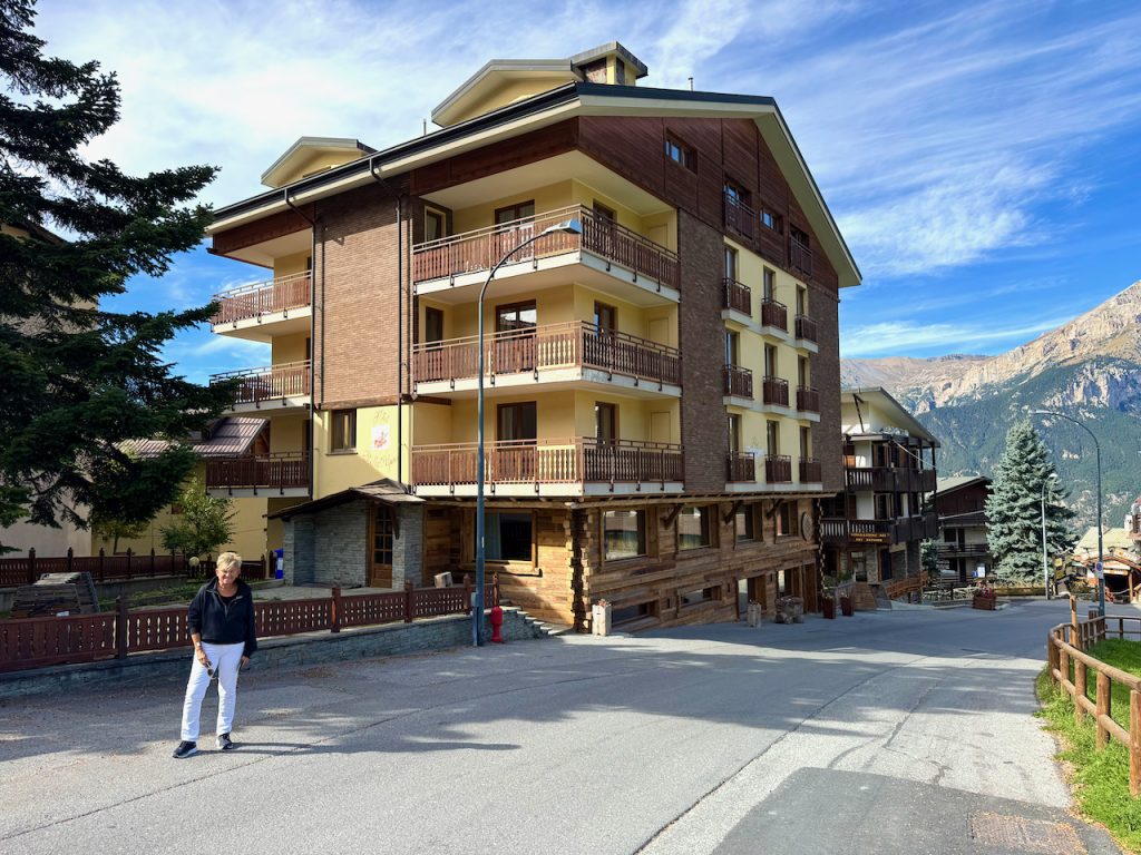 Hotel in Sauze D'Oulx, Sauz D'Oulx, Italian ski resort in Western Italian Alps, taly